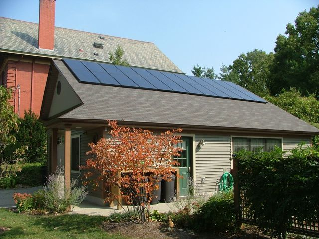 ARTIST'S SOLAR POWER STUDIO